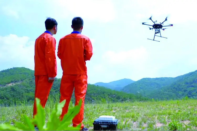 市中无人机倾斜摄影巡检拍摄